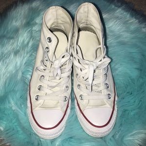 Converse Chuck Taylor’s
